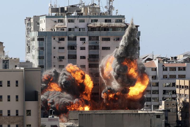 Israel Klaim Hamas Gunakan Gedung AP Yang Mereka Hancurkan Sebagai Tempat Pengacak Irone Dome